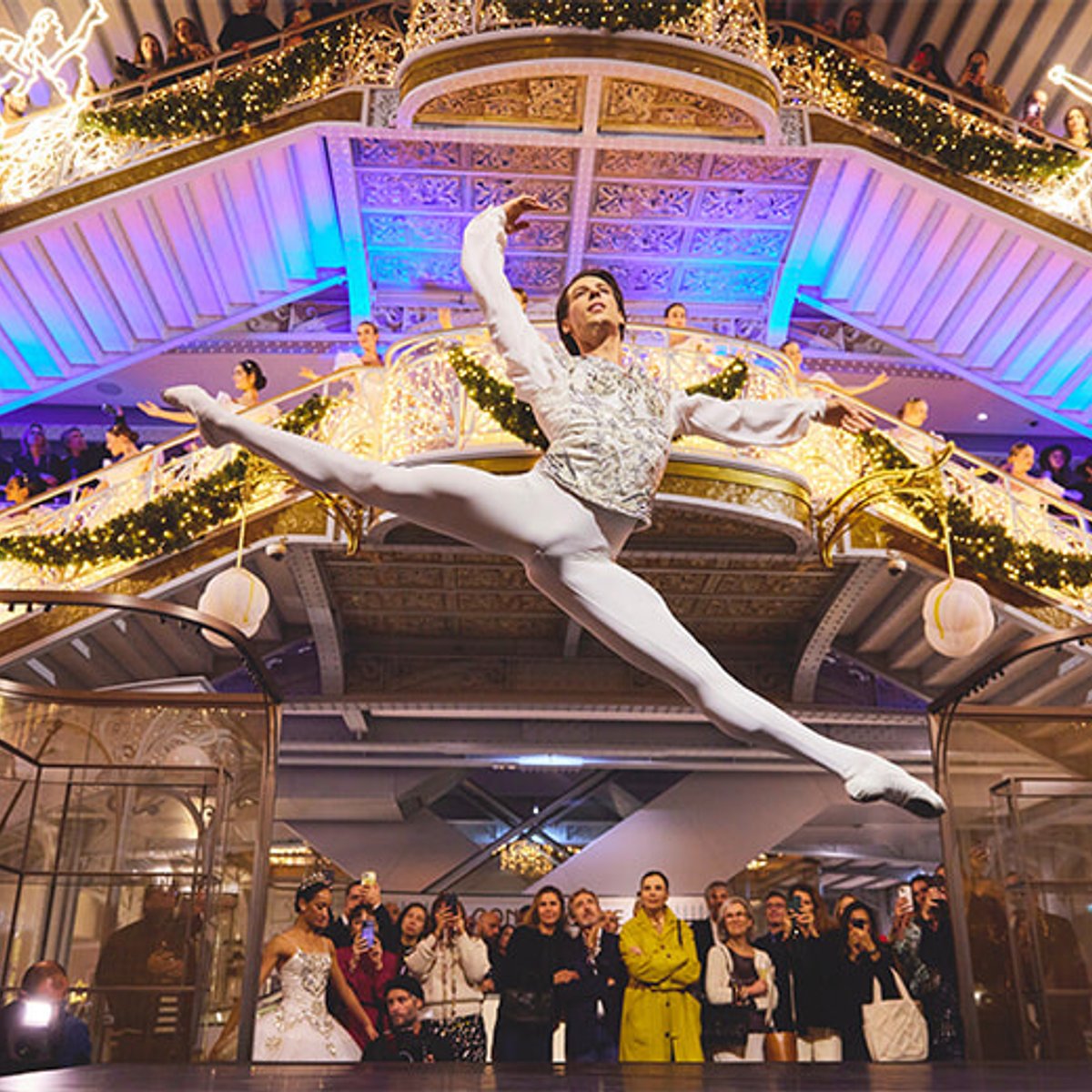 サマリテーヌのノエル、オペラ座のダンスとコスチューム展。