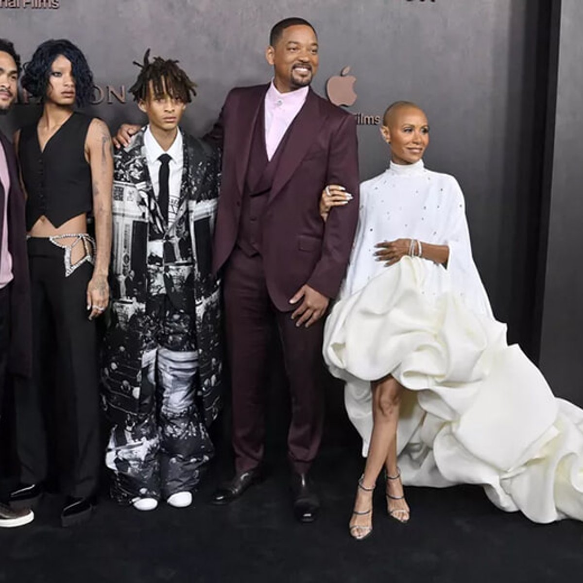 ウィル・スミス夫妻、オスカー受賞式騒動後、初めてレッドカーペットに復帰！