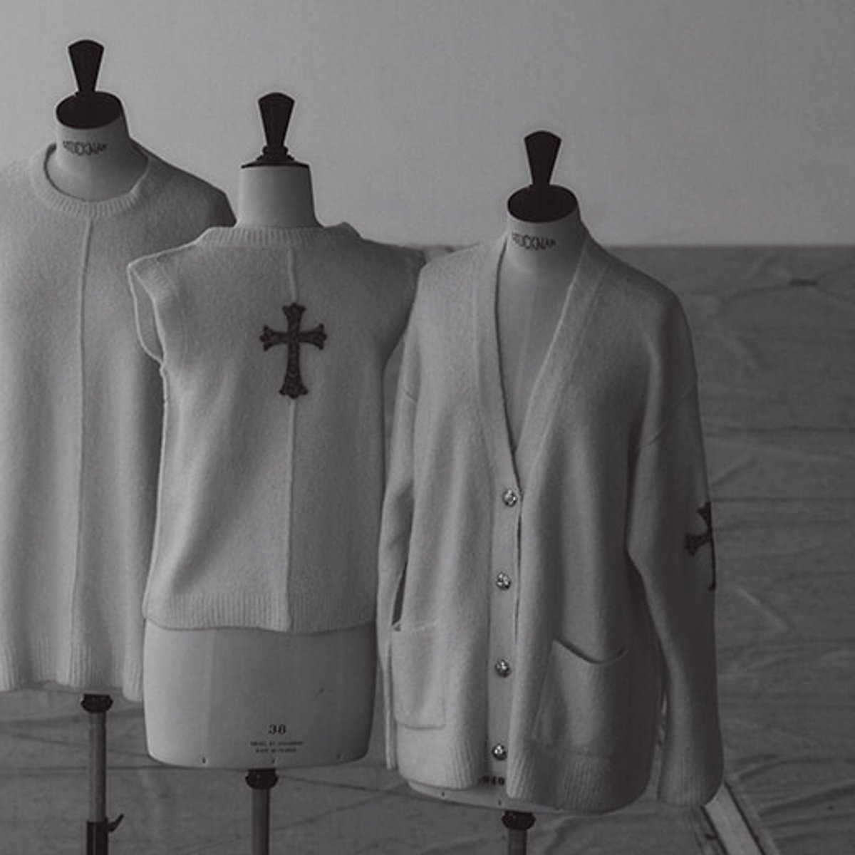 冬の訪れを告げる、クロムハーツの極上のカシミア。