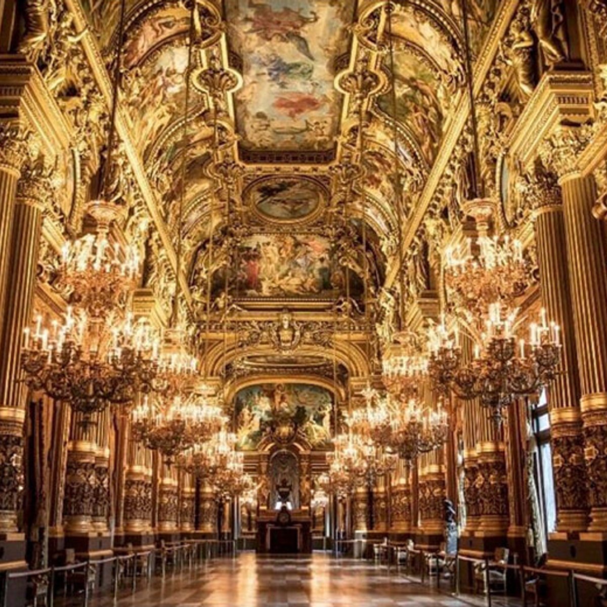 参加してみる？  1月30日、オペラ座を援助する初オークション。