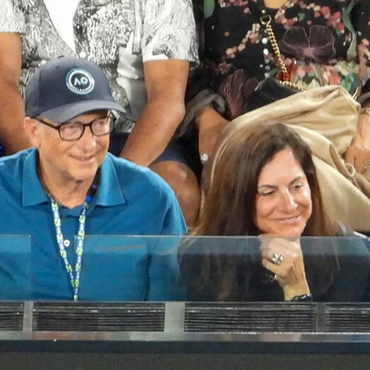 ビル・ゲイツ、オラクル前CEOの未亡人ポーラ・ハードと堂々交際中。