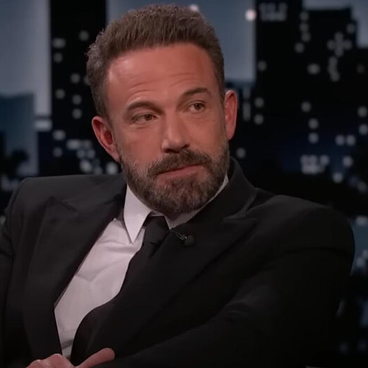 ベン・アフレック、グラミーでの退屈そうな顔について真実を語る！