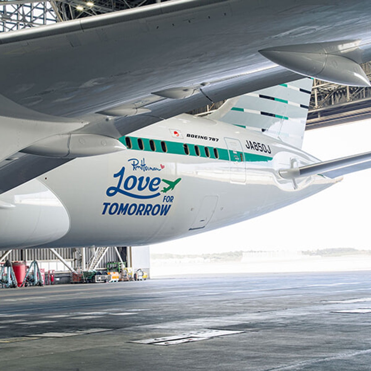 ロンハーマンとZIPAIRのサステイナブルな取り組みって？