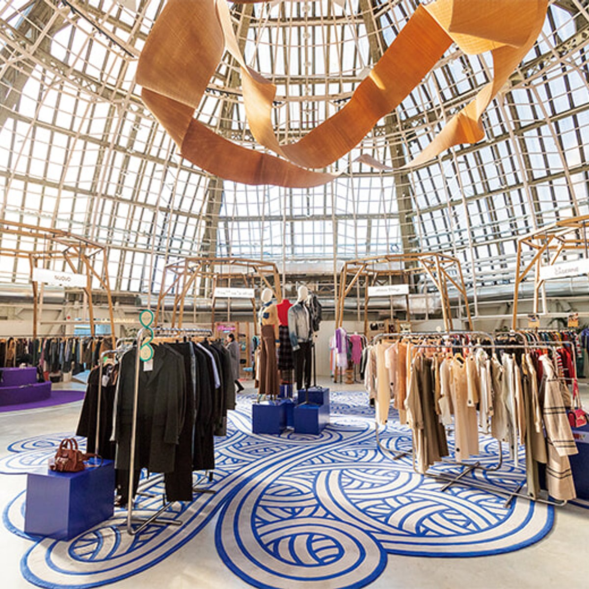 パリの老舗百貨店にもヴィンテージ!?