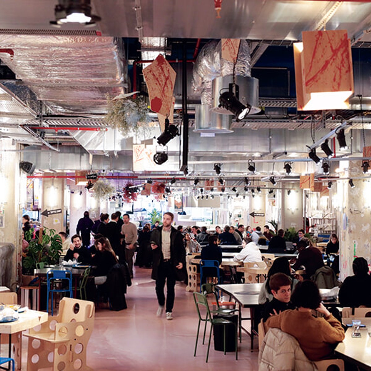 パリの現在形を映す人気レストラン＆バーが集結！