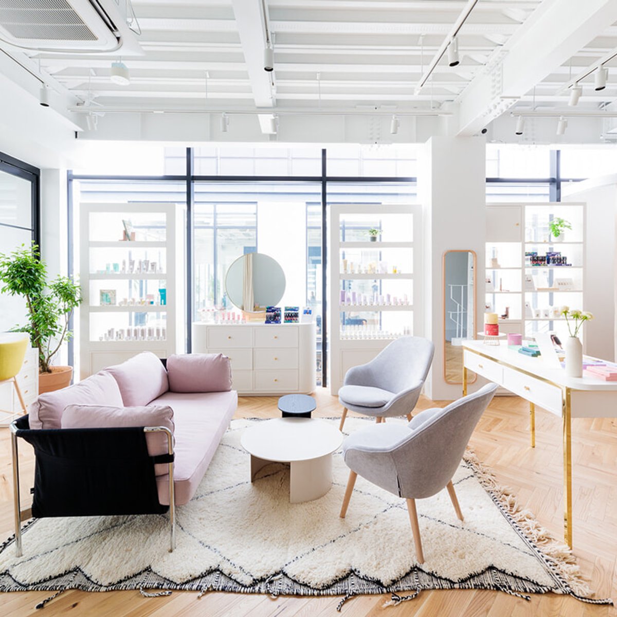 呼吸とヘルシーな食事で1日をスタート！ ラ メゾン シゲタで朝活体験。