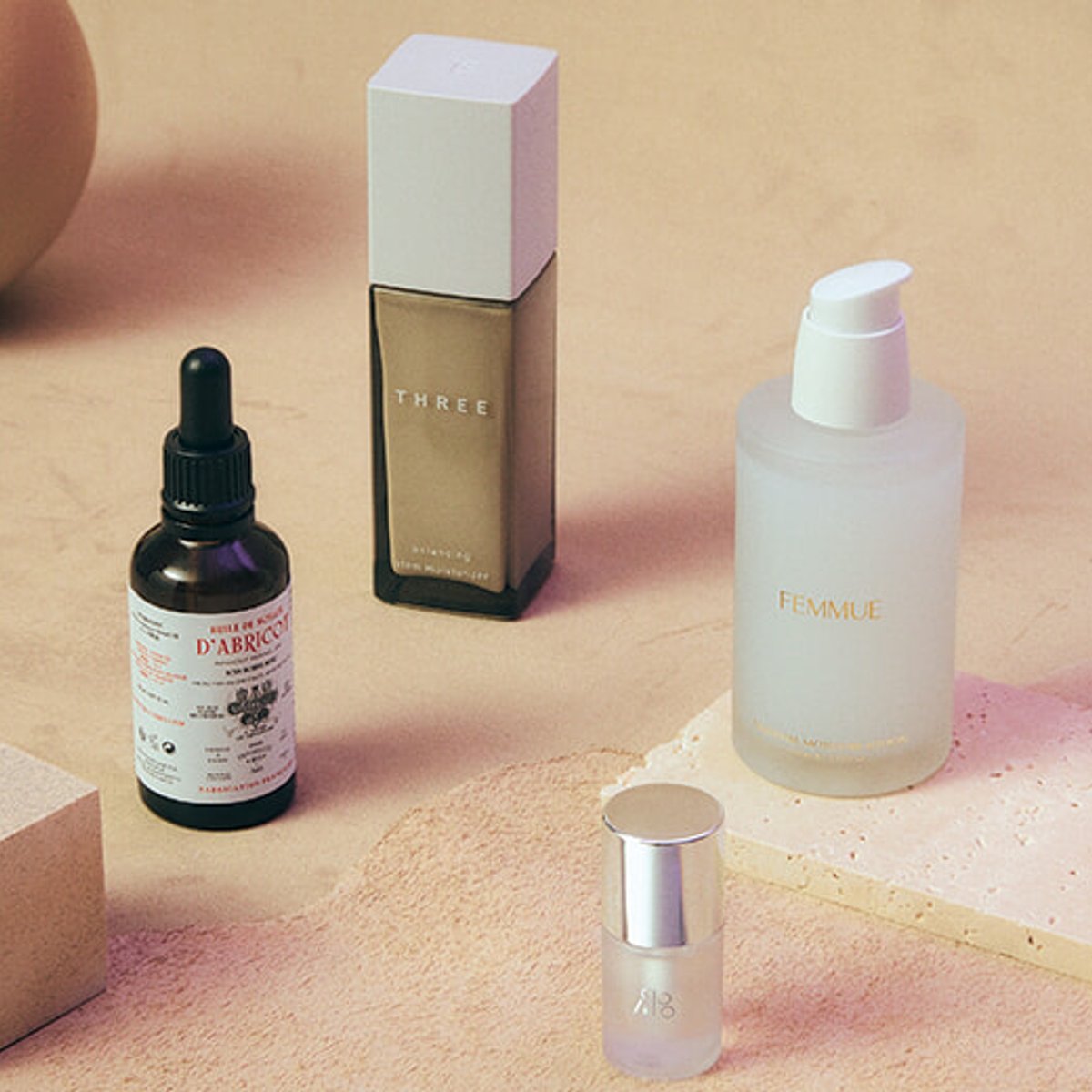 あの人が愛する、ホリスティックなコスメブランド8選。