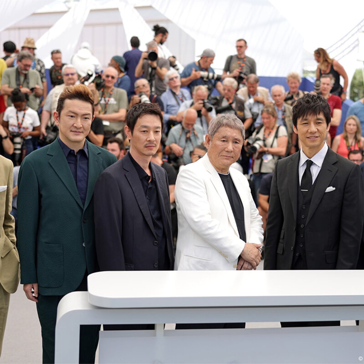 北野組がラディカルな時代劇でカンヌに殴り込み。