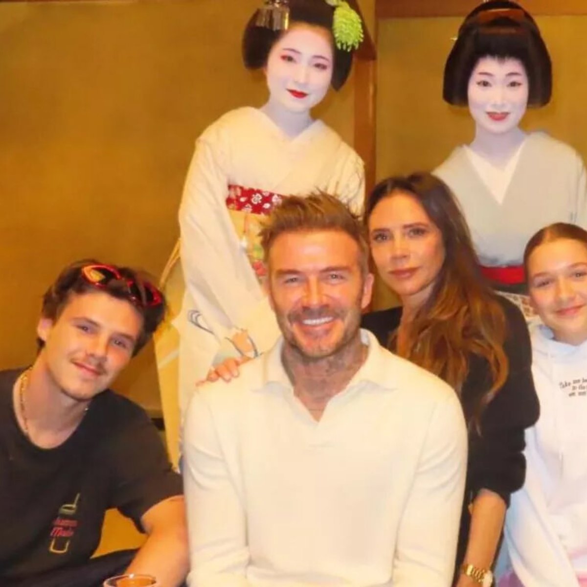 ベッカム一家、日本で休暇を満喫！