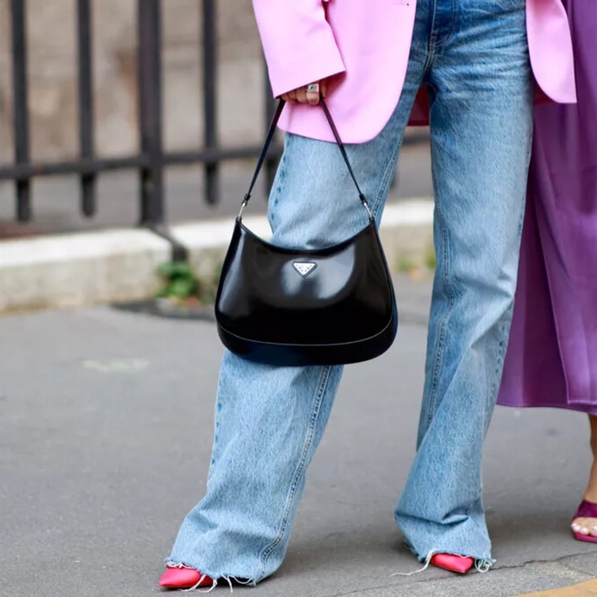 結婚式のお呼ばれの服装に、まだNGは存在する？