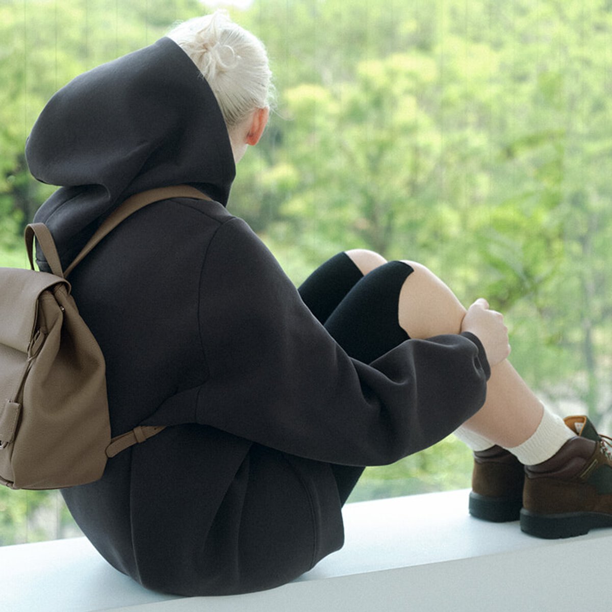 モードな毎日に携える、トゥミの新作バッグ。