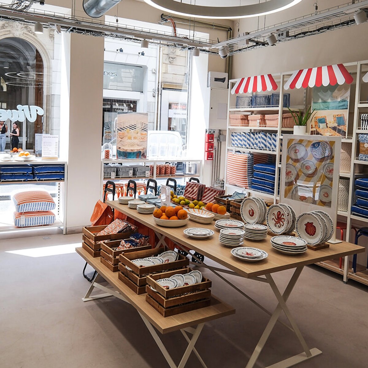 モノプリ・メゾンで、パリ的アール・ドゥ・ヴィーヴルのお買い物。