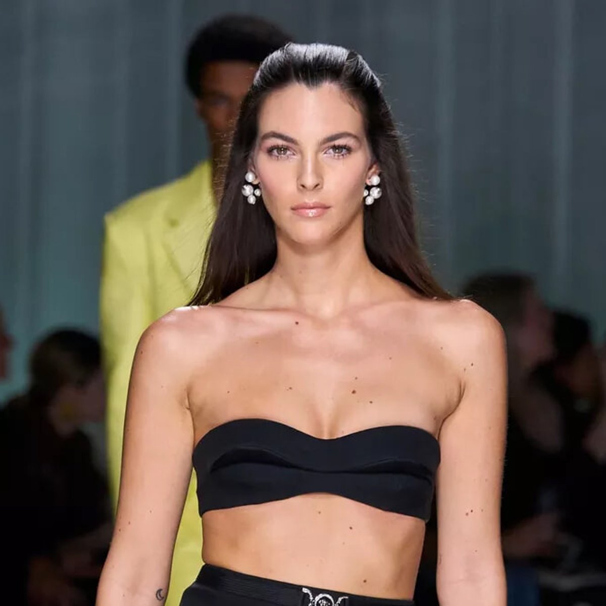 ミラノコレクションでディカプリオの元カノと今カノが同じランウェイに登場！