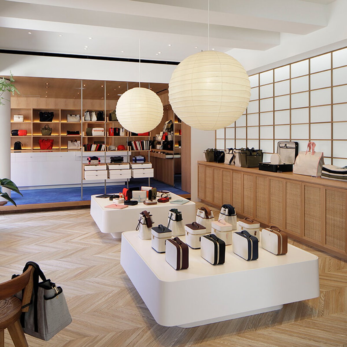 リュニフォーム、青山の新旗艦店は和の空間？