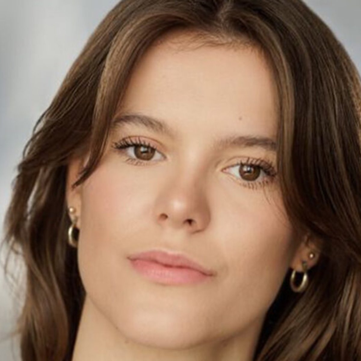 「ザ・クラウン」最終章、キャサリン皇太子妃と妹ピッパ・ミドルトン役の女優が激似と話題に！