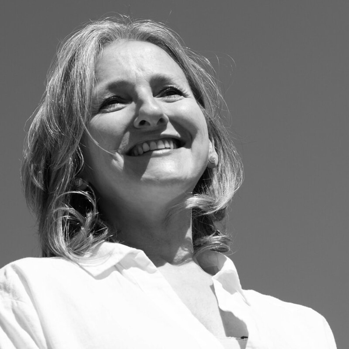 アーティストのパオラ・パロネットとヴーヴ・クリコ。【仕事が私にくれたもの】