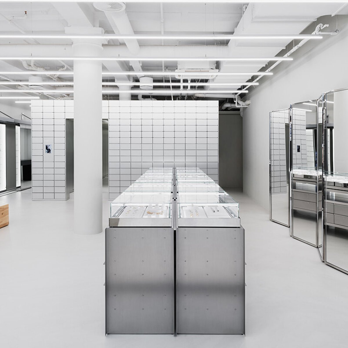 北欧の美学が宿る、トムウッドの旗艦店の魅力とは？