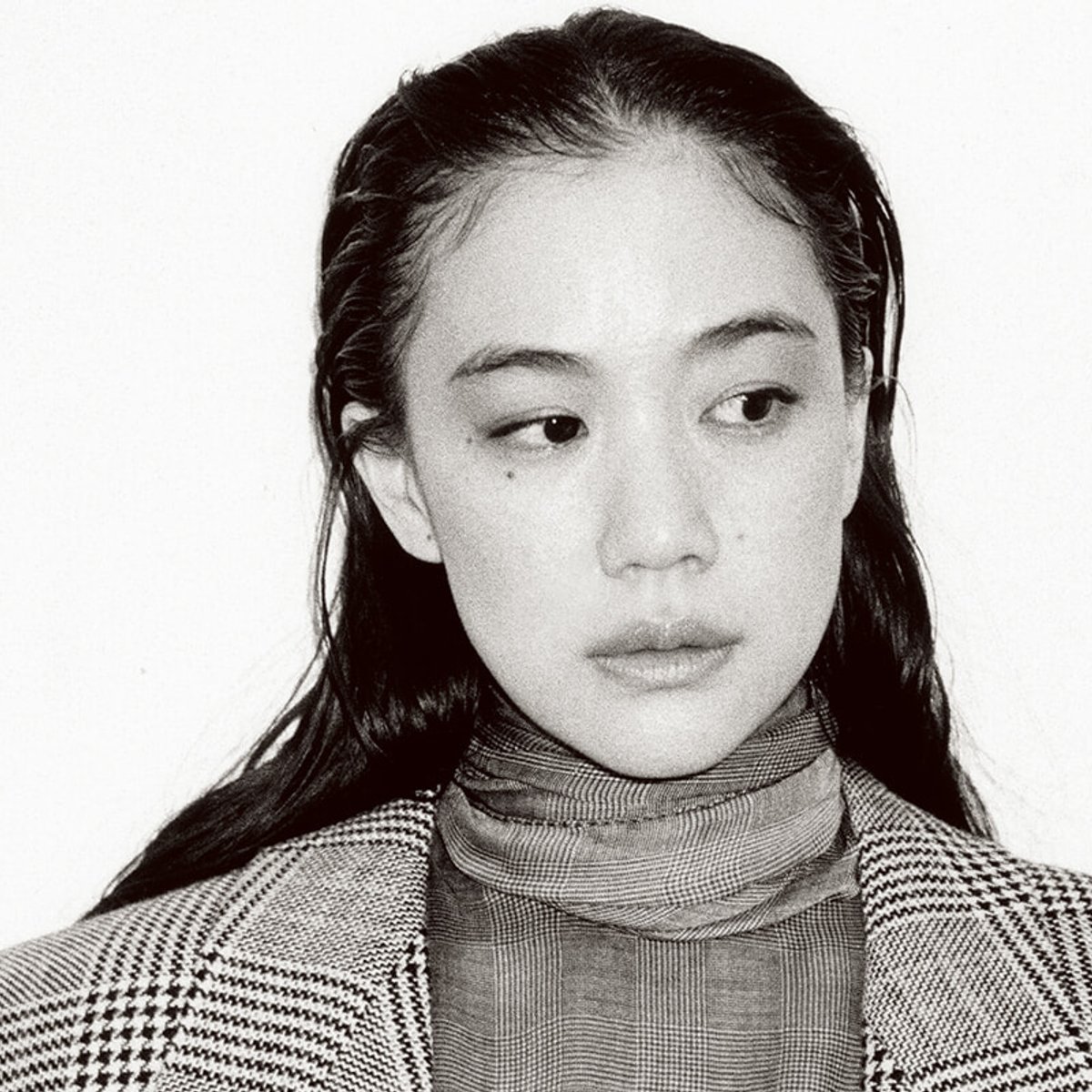 蒼井優による、サンローランとエレガンスの再考。