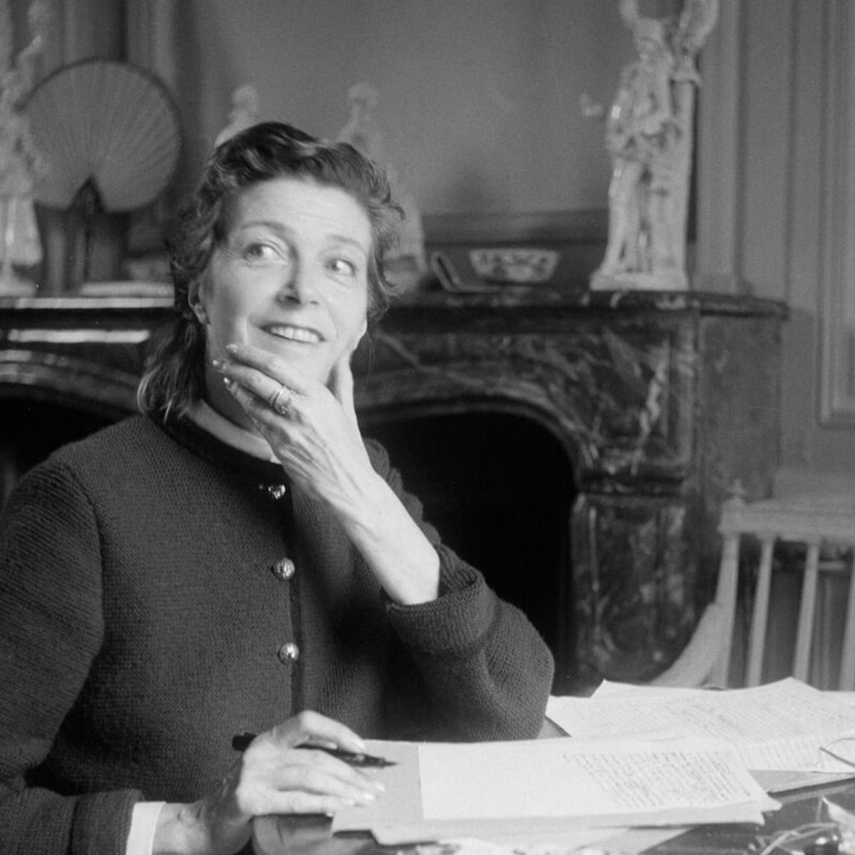 美しき誘惑者、小説家・詩人ルイーズ・ドゥ・ヴィルモランの人生とは。