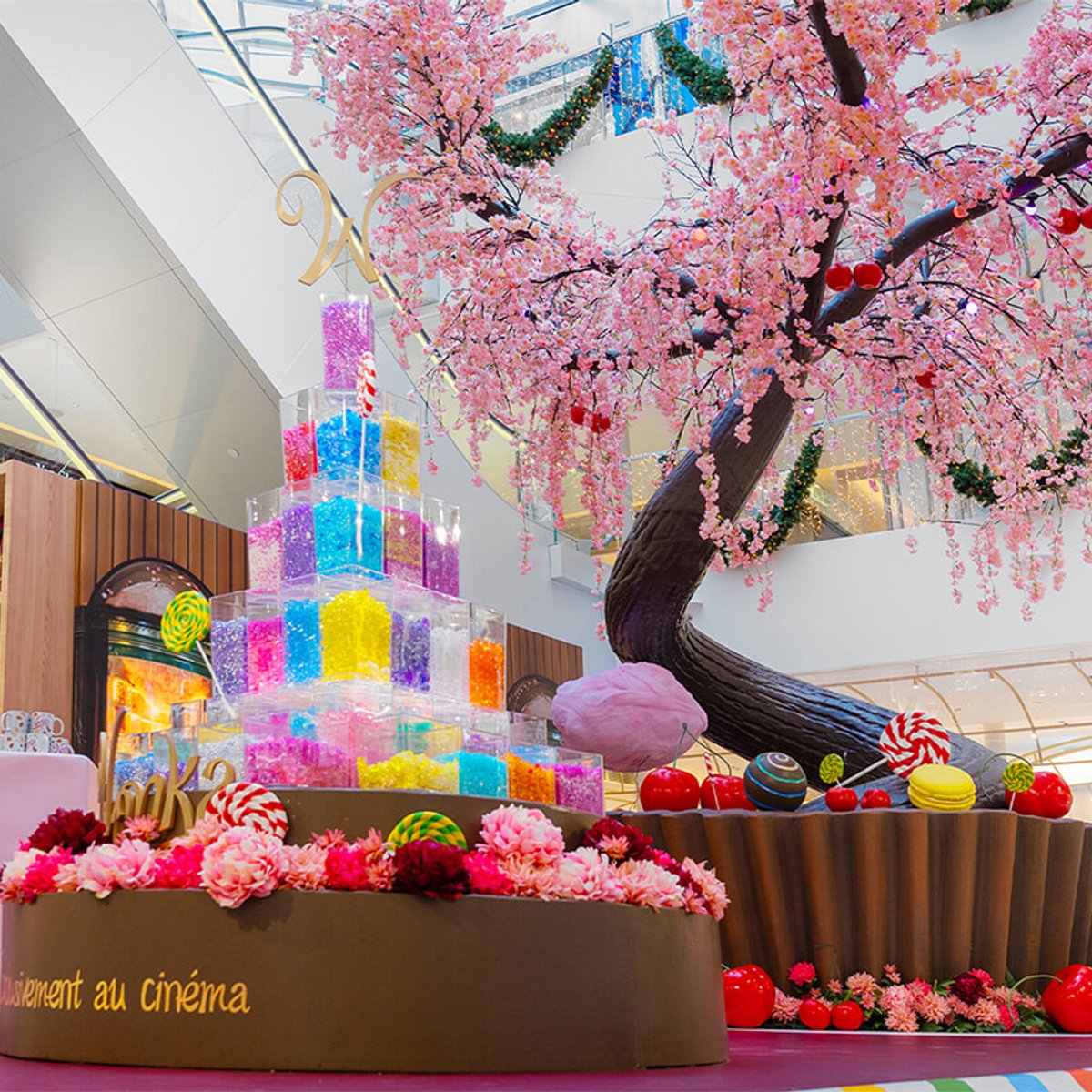 食いしん坊のノエルは、サマリテーヌでウォンカとともに！