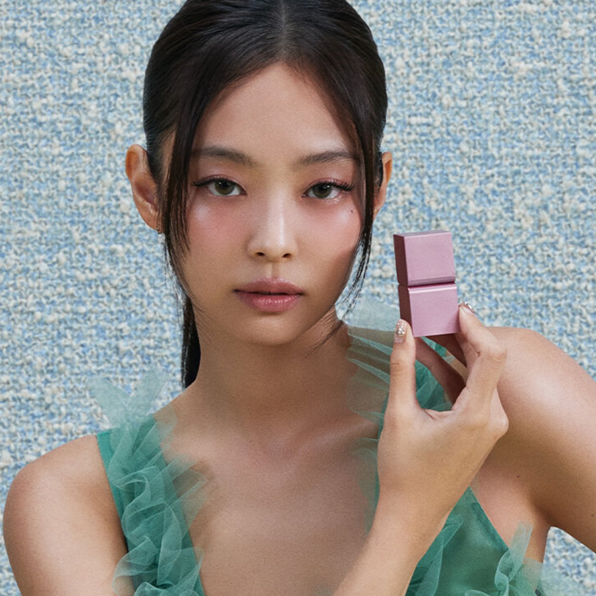 BLACKPINKジェニーが登場、タンバリンズの新ビジュアルが公開に。