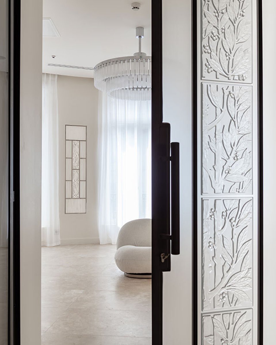 いま再び。ラリックのガラス工芸が輝くアール・ドゥ・ヴィーヴル。