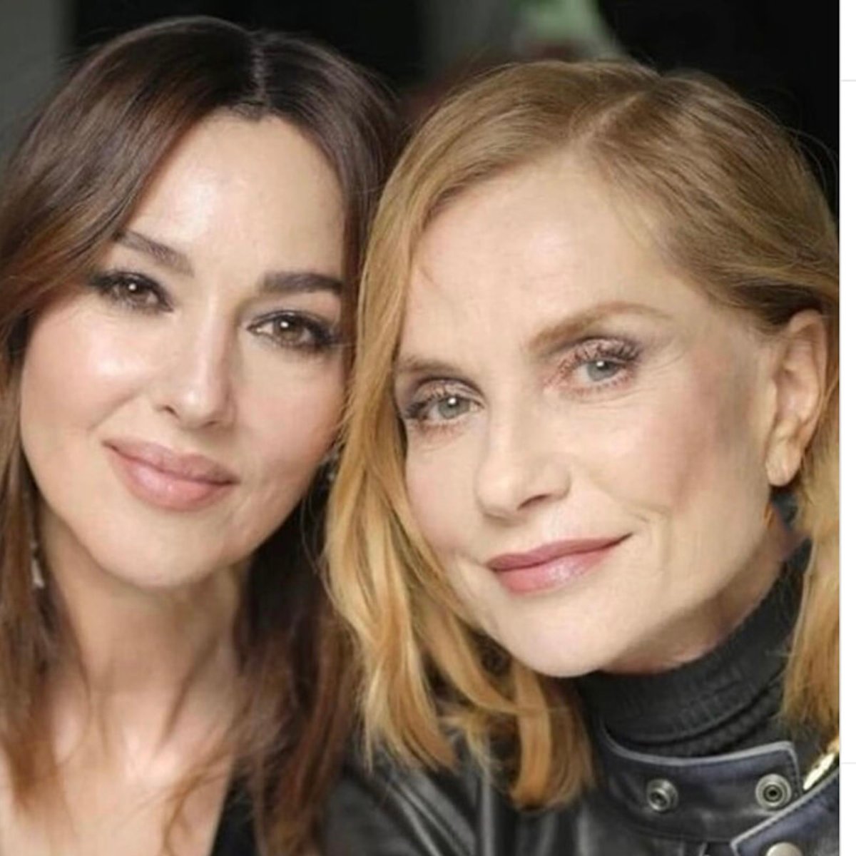 年齢を超越した女優たち……モニカ・ベルッチとイザベル・ユペール、妖艶な黒の着こなし！