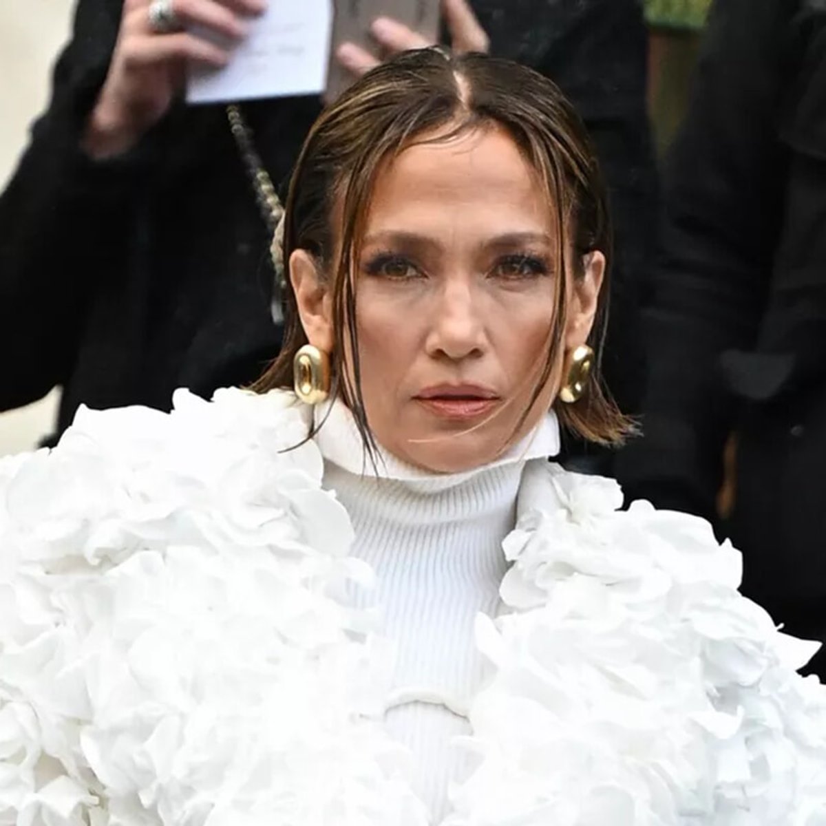 ジェニファー・ロペスの濡れ髪ボブヘアが話題に！