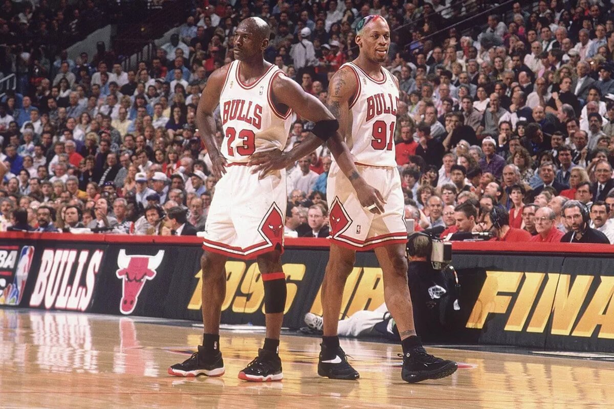◆JORDAN ジョーダン　インサート　NBA マイケル・ジョーダンの履いたスニーカー、オークションの最高落札額を