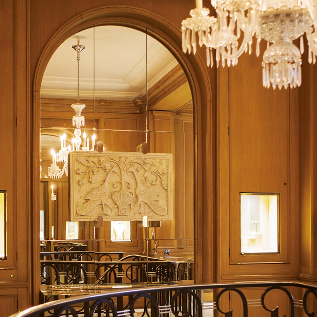 マリー・アントワネットが愛したジュエラー、メレリオ・ディ・メレーの本店へ。