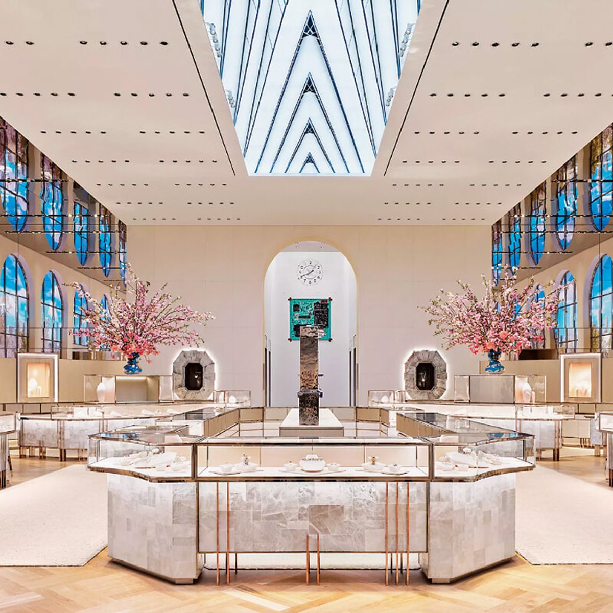 「ティファニーで朝食を」の舞台となった、美しきティファニー本店へ。