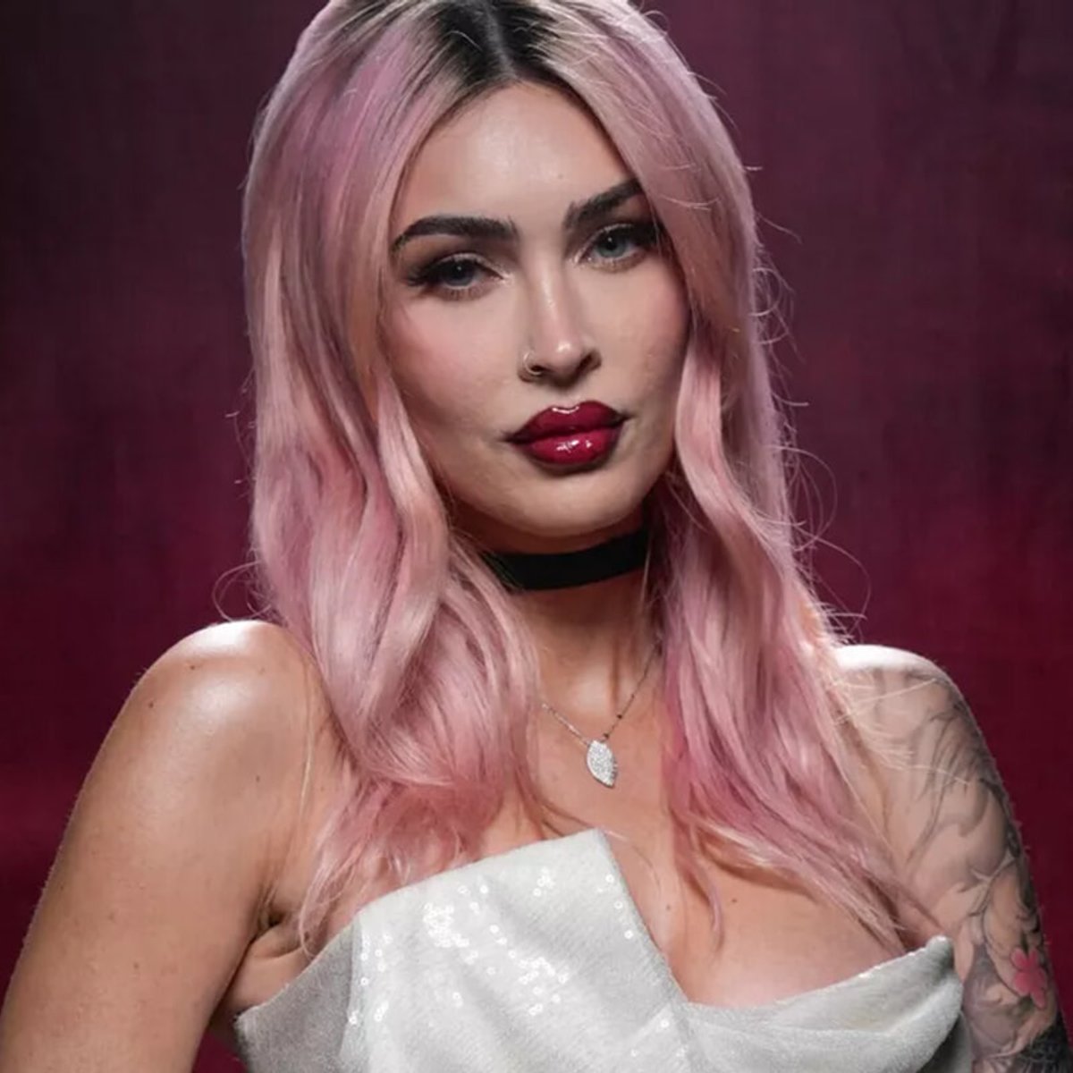 ミーガン・フォックス、自身の豊胸手術について語る。