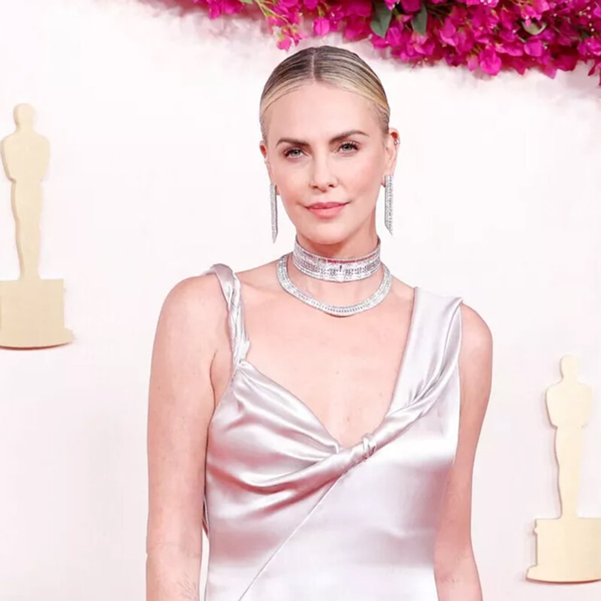 レッドカーペットに「ウェディングドレス」スタイルが流行中！？