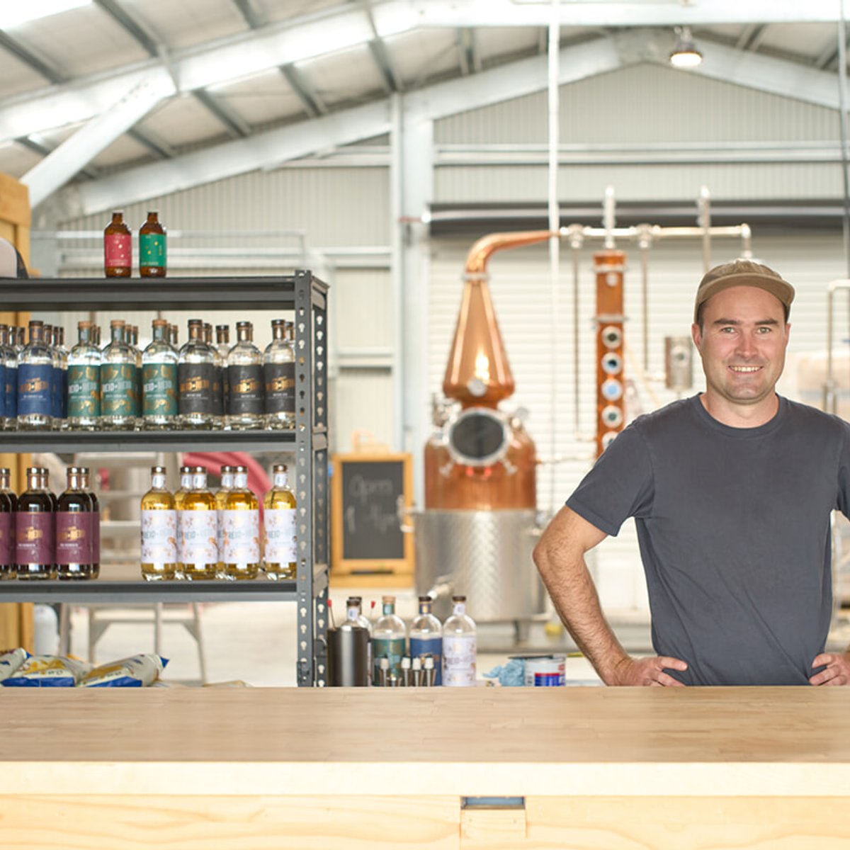 ワイン＆ジンの造り手を訪ねて、ニュージーランド・ワイララパへ。