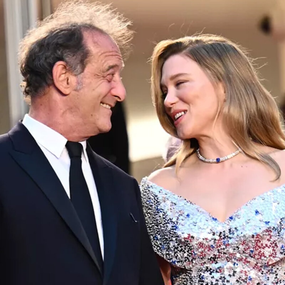 【毎日更新】カンヌ映画祭開幕！ #MeTooの嵐が吹き荒れる中、1日目の大階段。