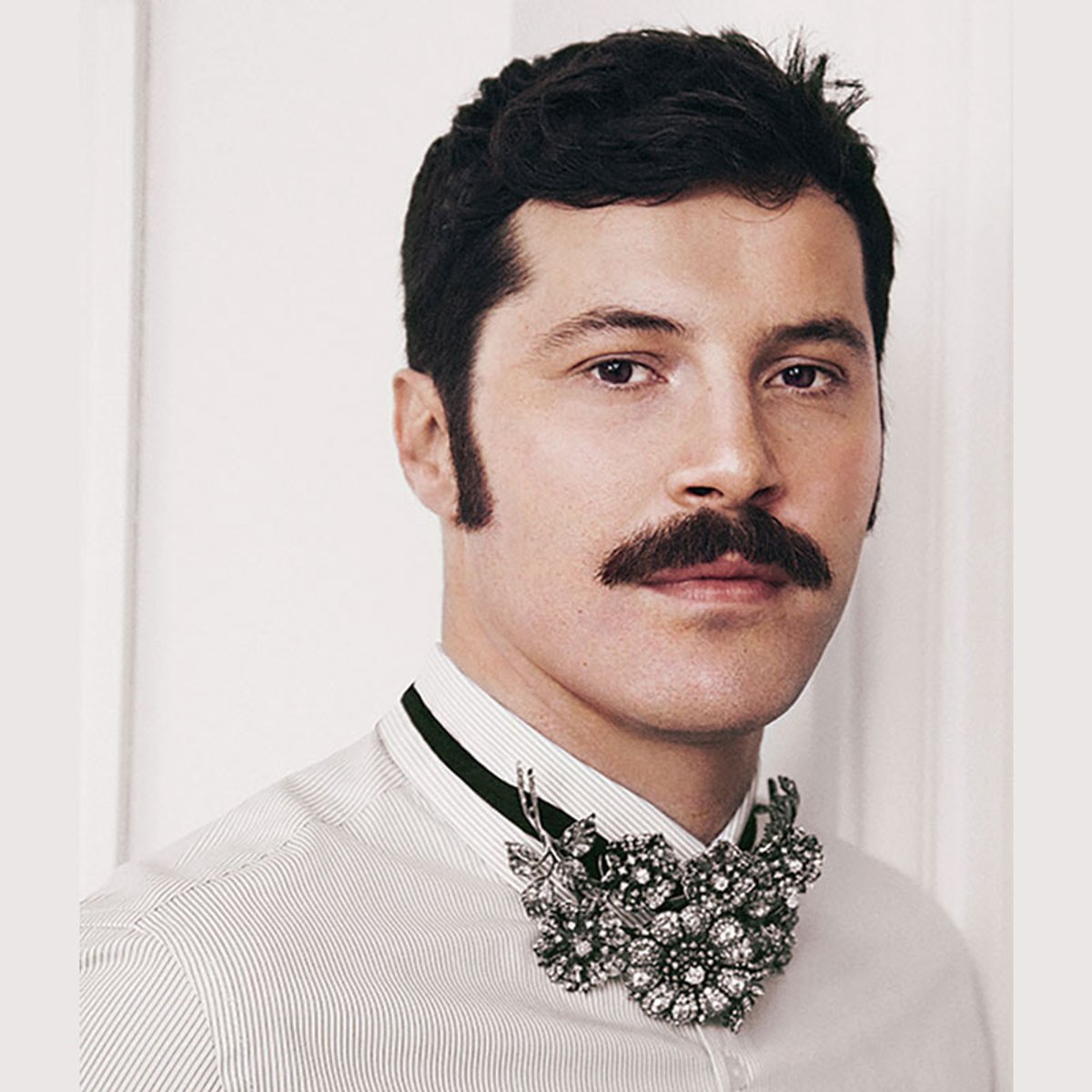 ロジェ ヴィヴィエ、デザイナーのゲラルド・フェローニが語るものづくり。【仕事が私にくれたもの】