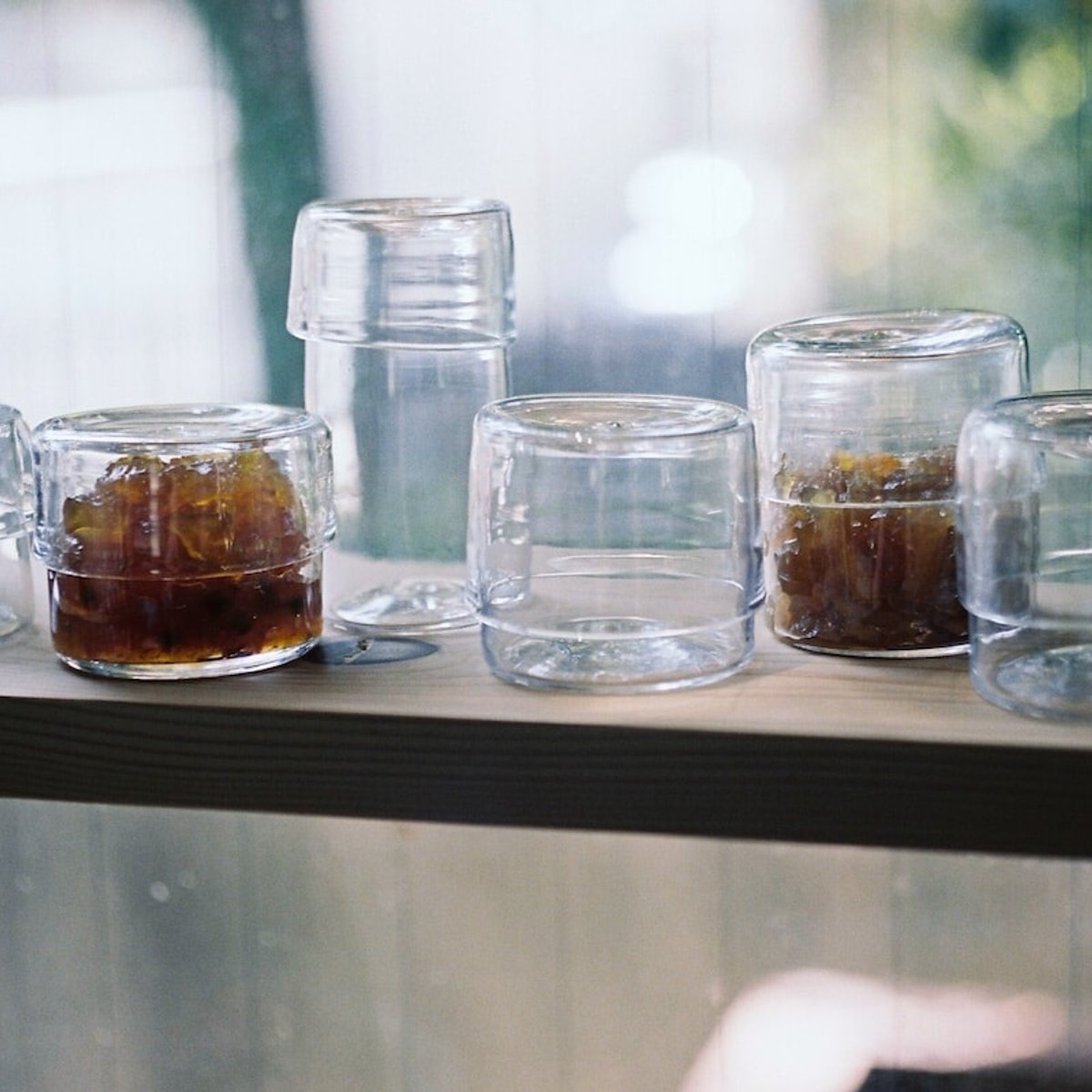 ガラス作家、ジャムメーカー、建築家のクリエイティブなセッション「JAM IN GLASS」。