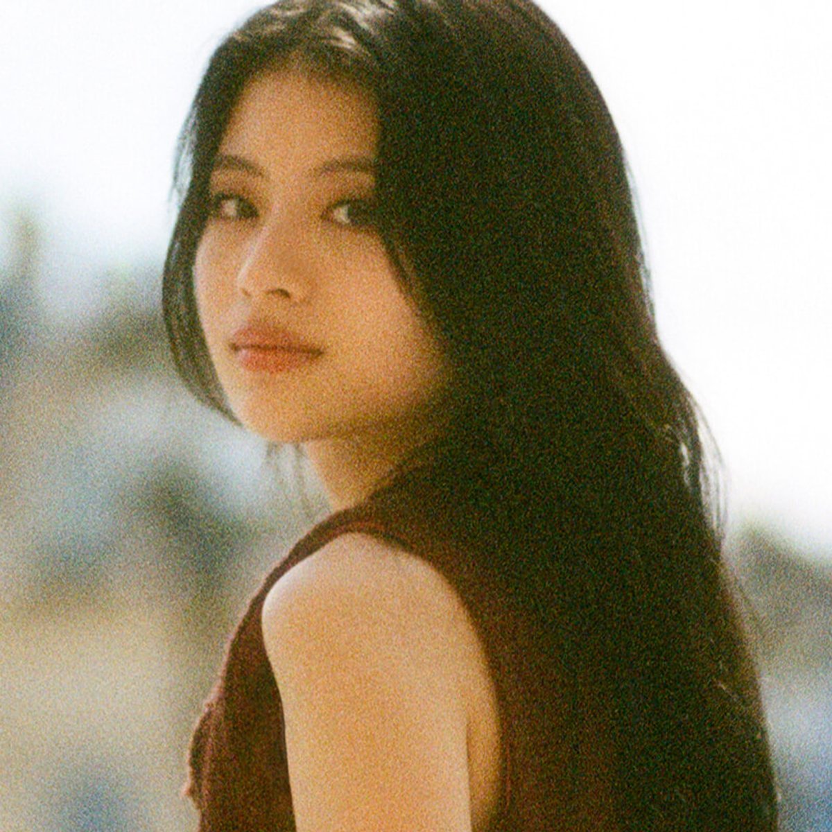 シャネル 2024/25年秋冬 オートクチュールのショーに参加した、出口夏希の1日に密着。