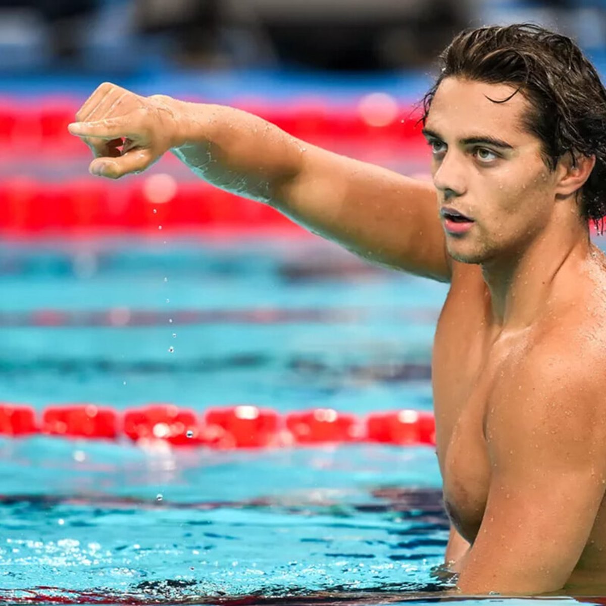 イタリア人金メダリスト、公園で昼寝しているところを発見され話題に！