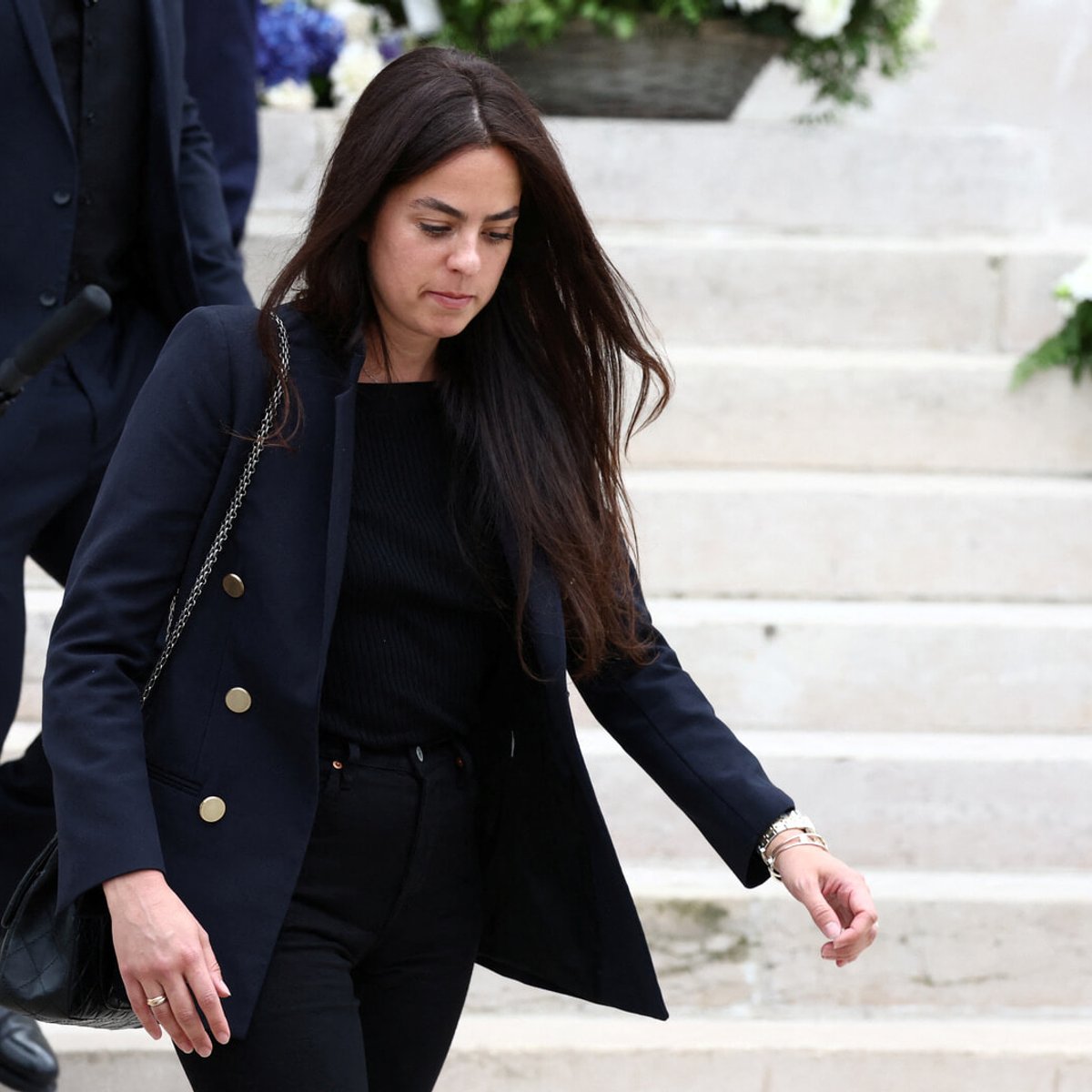 「あなたが恋しい」アラン・ドロンの長女、晩年の父の写真とともに追悼の投稿。