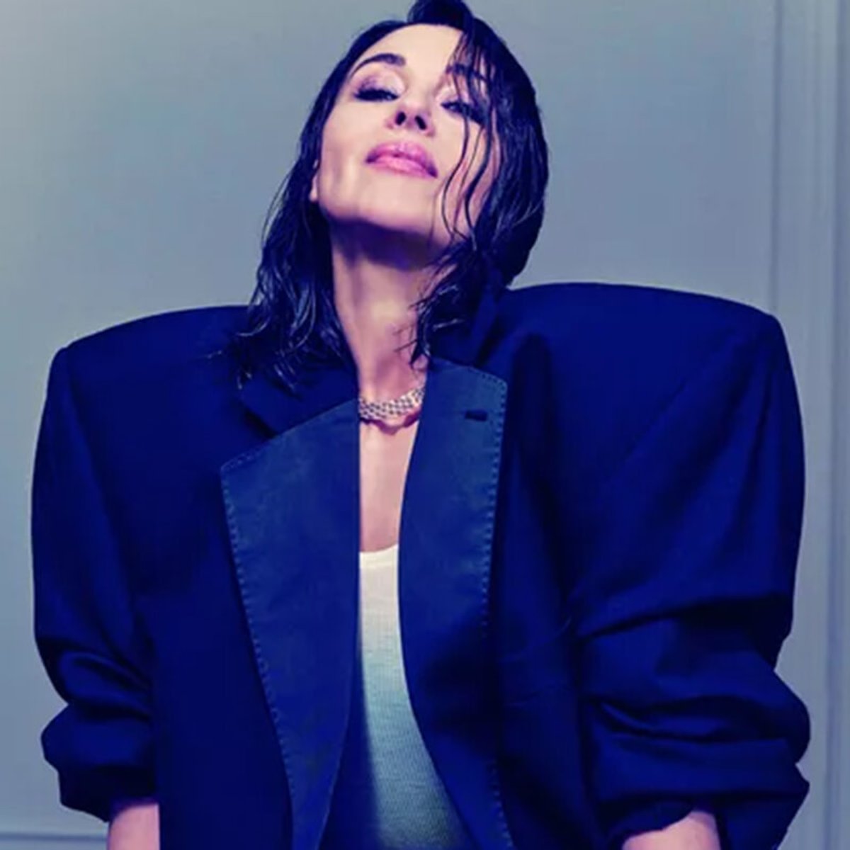 「ティム・バートン監督との特別な絆」モニカ・ベルッチがマダムフィガロに赤裸々に語った、最新作への思いとは？