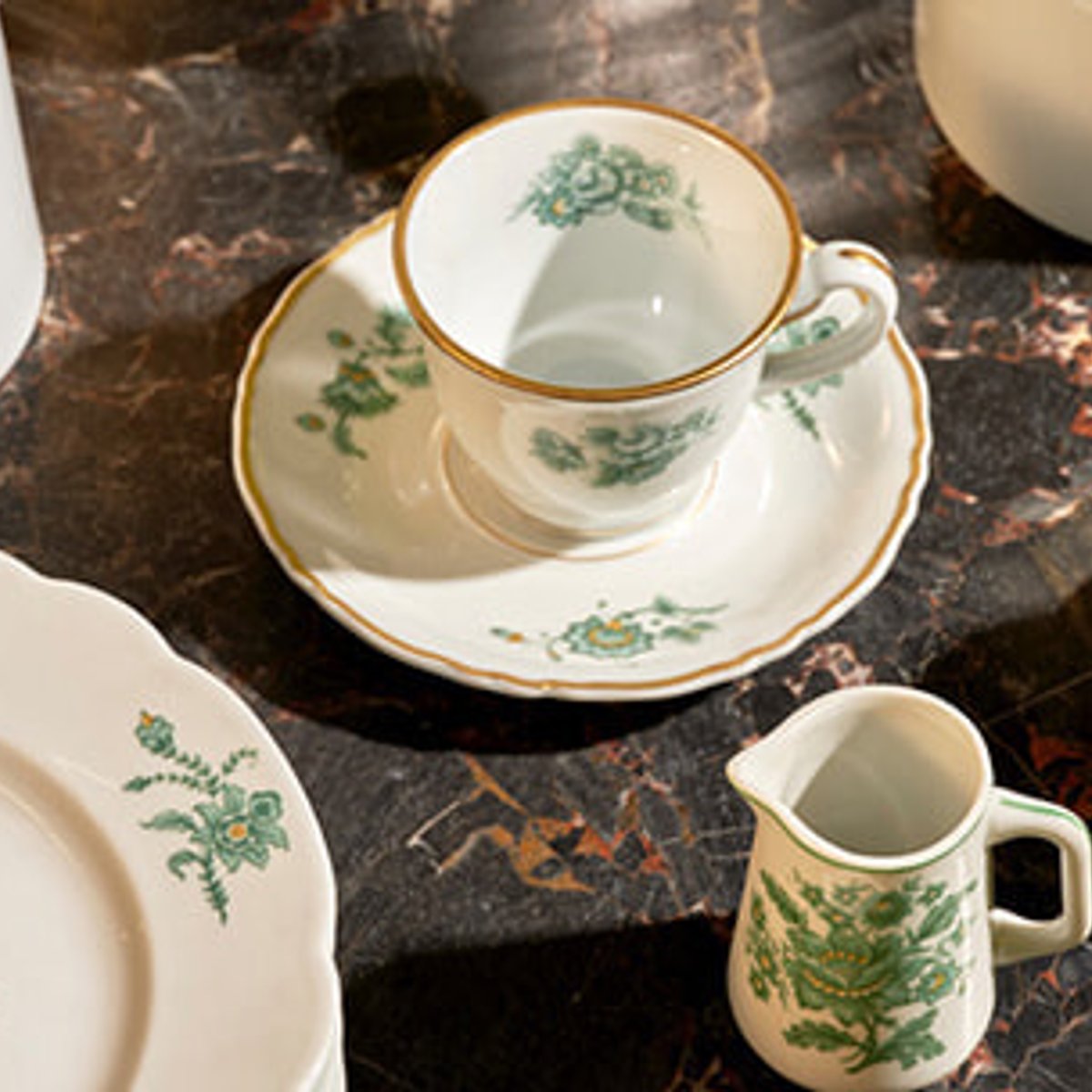 リッツ・パリのオークションで、永遠の洗練を自宅に。