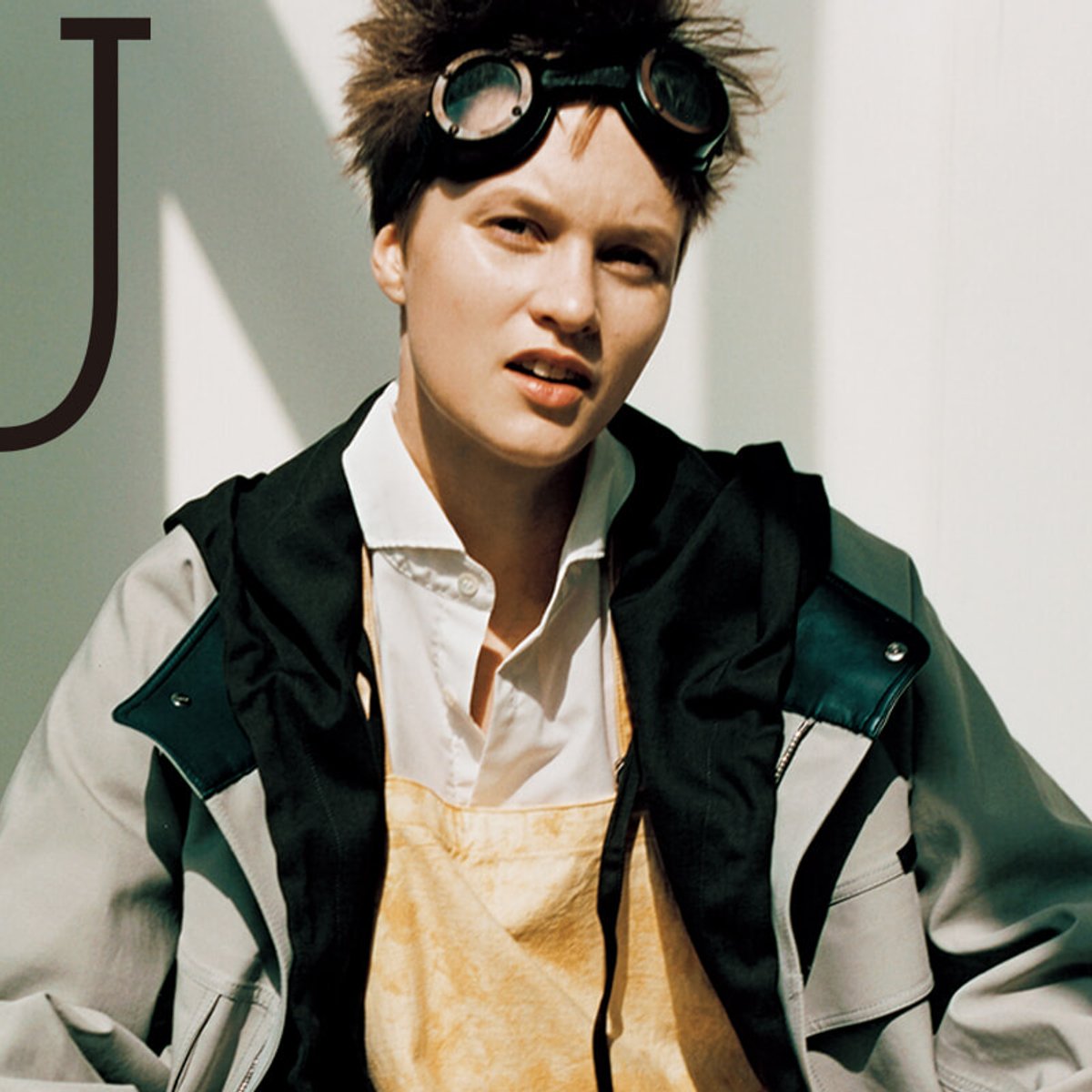 シックにアップデートされたユーティリティスタイル。【29. Utility | 大人の新ベーシックAtoZ】