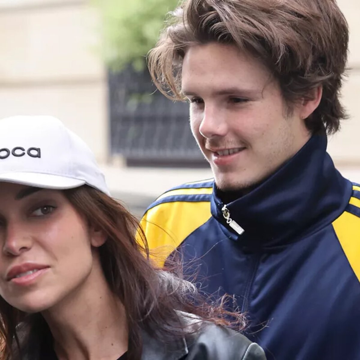 ベッカム家の三男クルス・ベッカム19歳、10歳年上のブラジル人歌手と交際発覚！