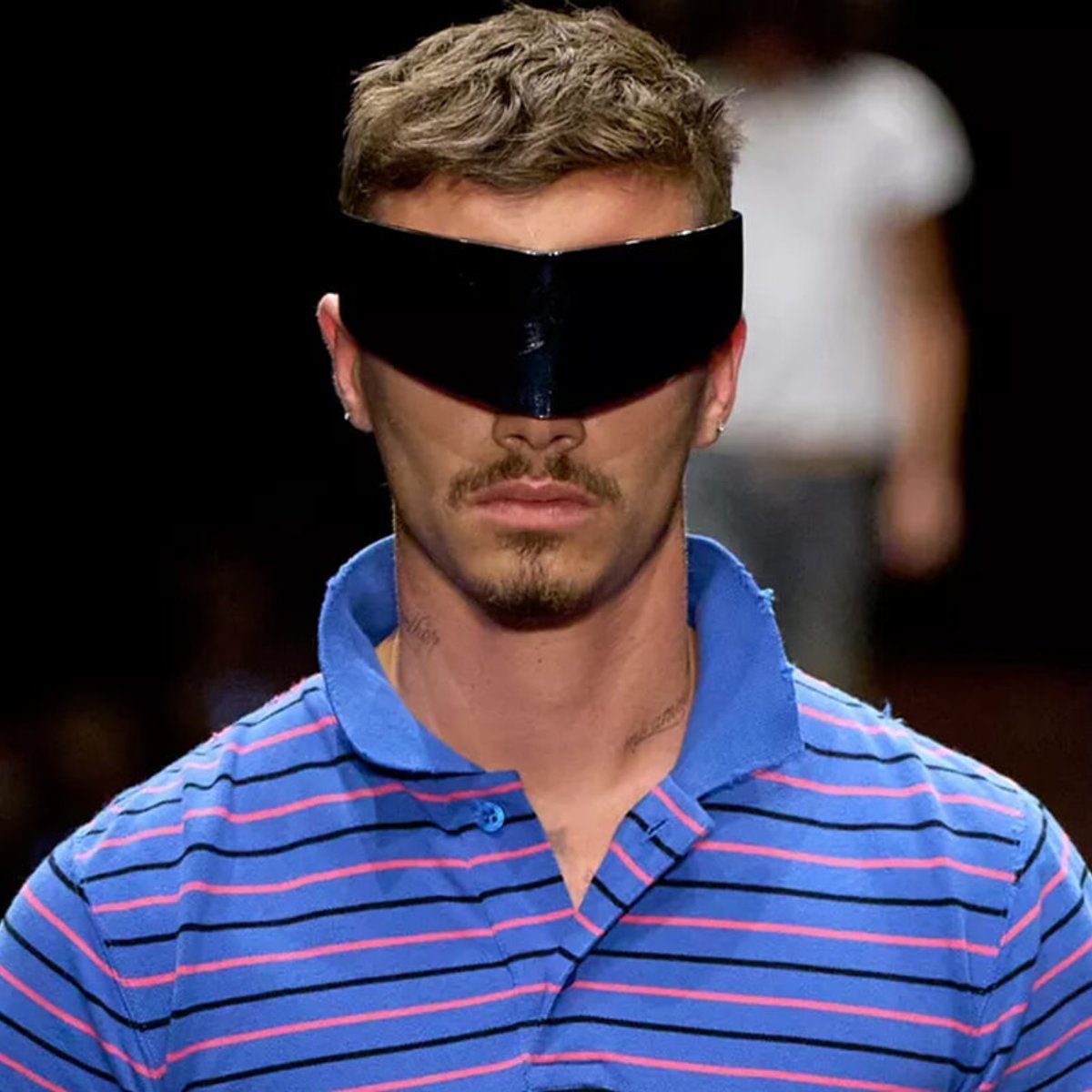 ロメオ・ベッカム、サッカー選手からファッションショーのモデルに転身！