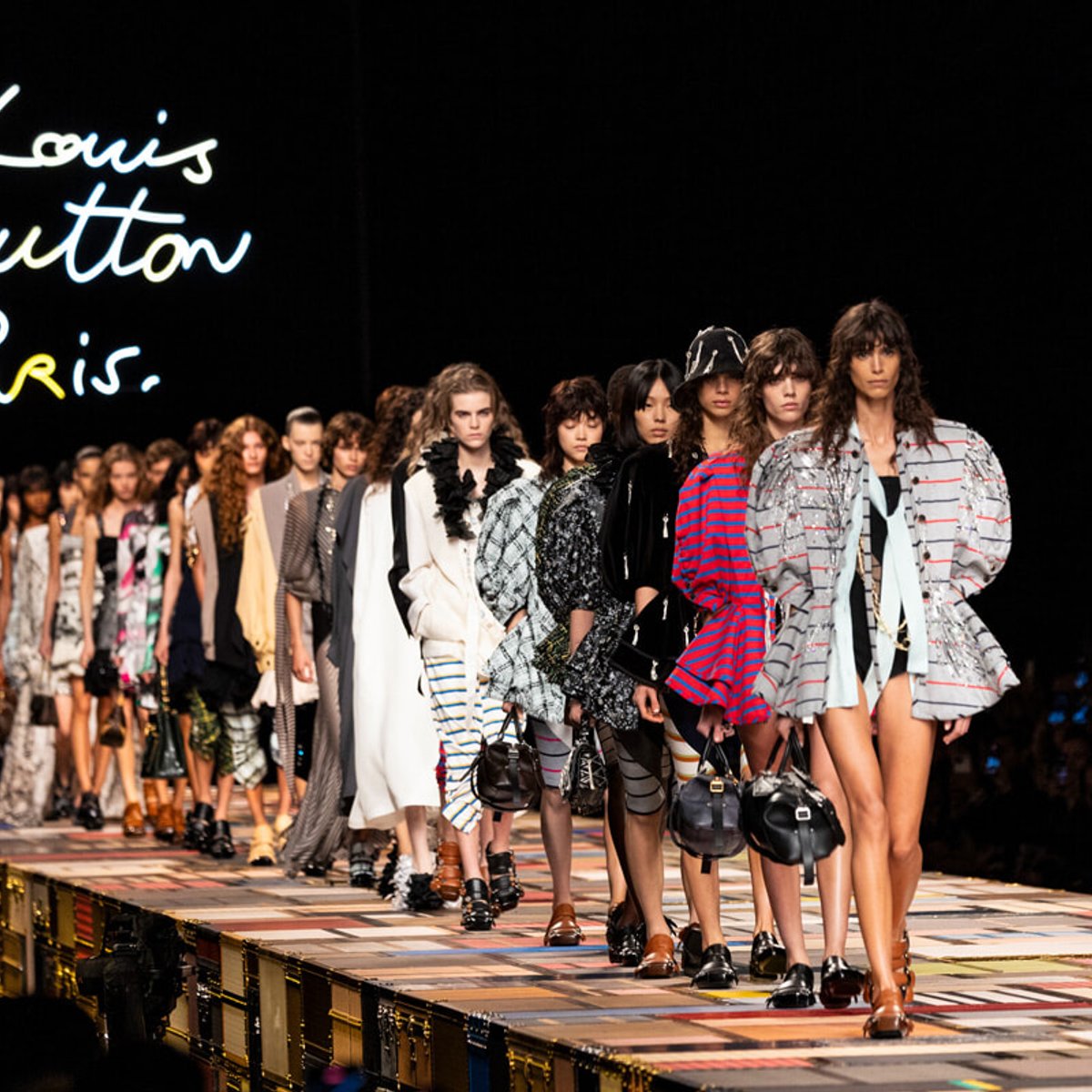 ルイ・ヴィトンが、2025春夏コレクションを発表。「ソフトパワー」が