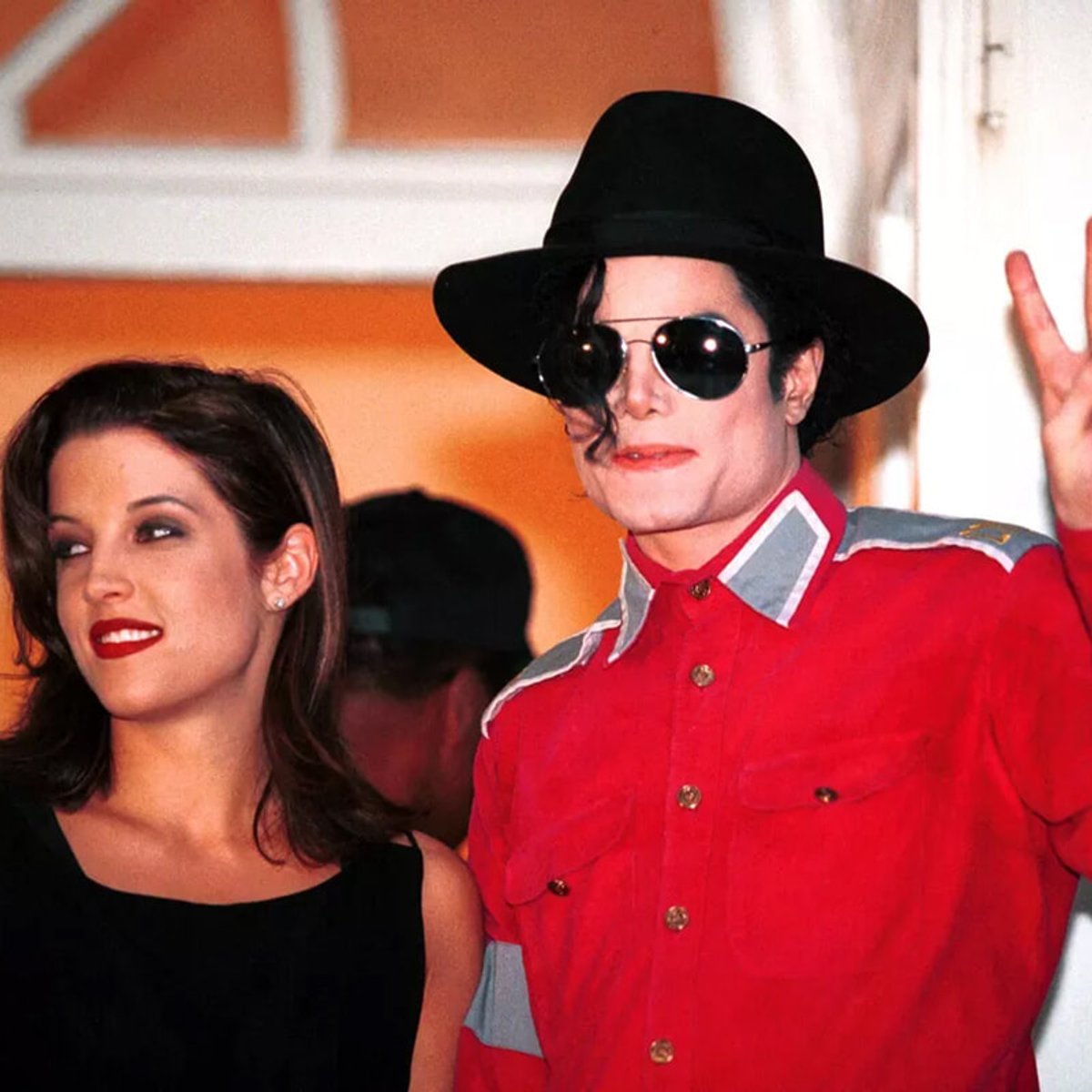 マイケル・ジャクソン、結婚するまで童貞だった？元妻リサ・マリー・プレスリーの回想録が話題に。