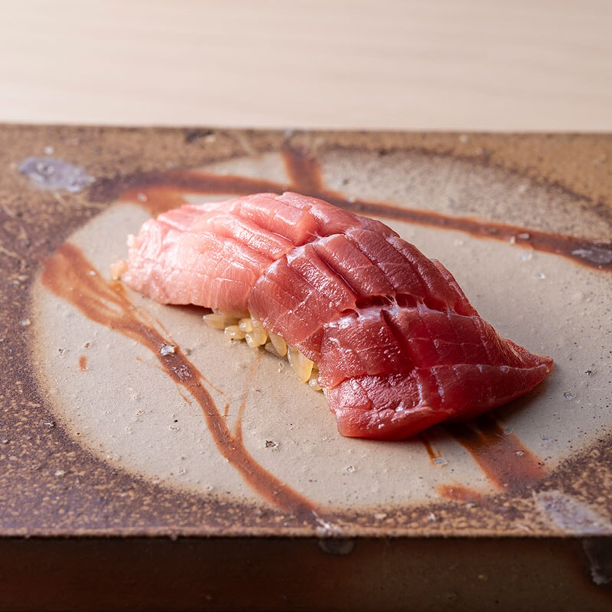 フォーシーズンズホテル京都に、江戸前鮨の名店がオープン！