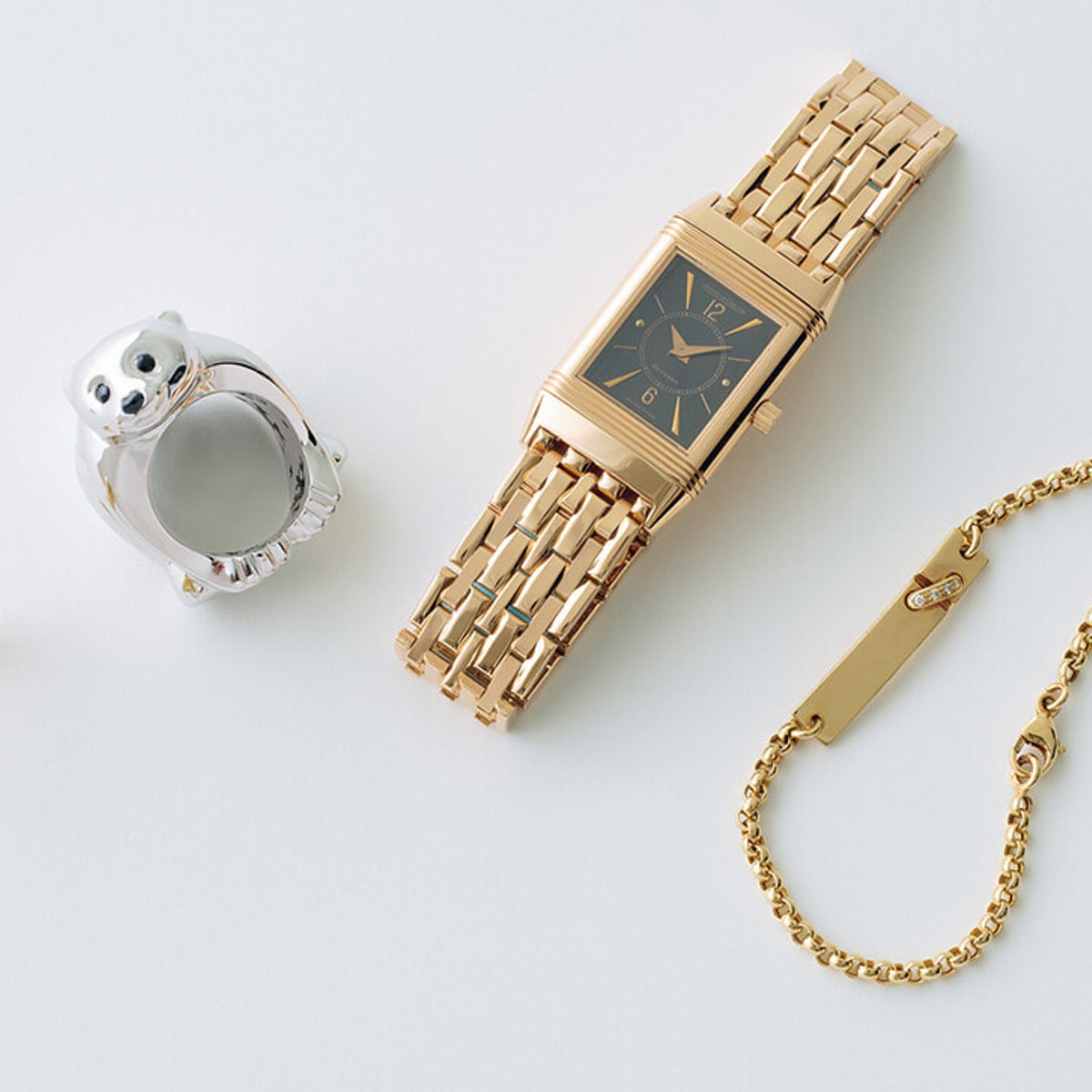 【本間恵子】ハイブランドに、コスチュームジュエリーを混ぜて着けるのが私の流儀。