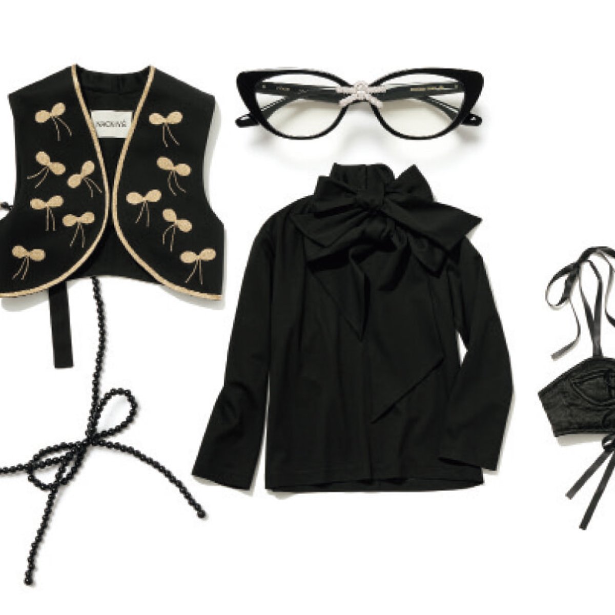 黒で大人のロマンティック。【着こなしをアップデートする10のアイデア】